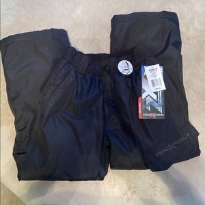 NWT boys ZeroXposur Snow pants 8 medium